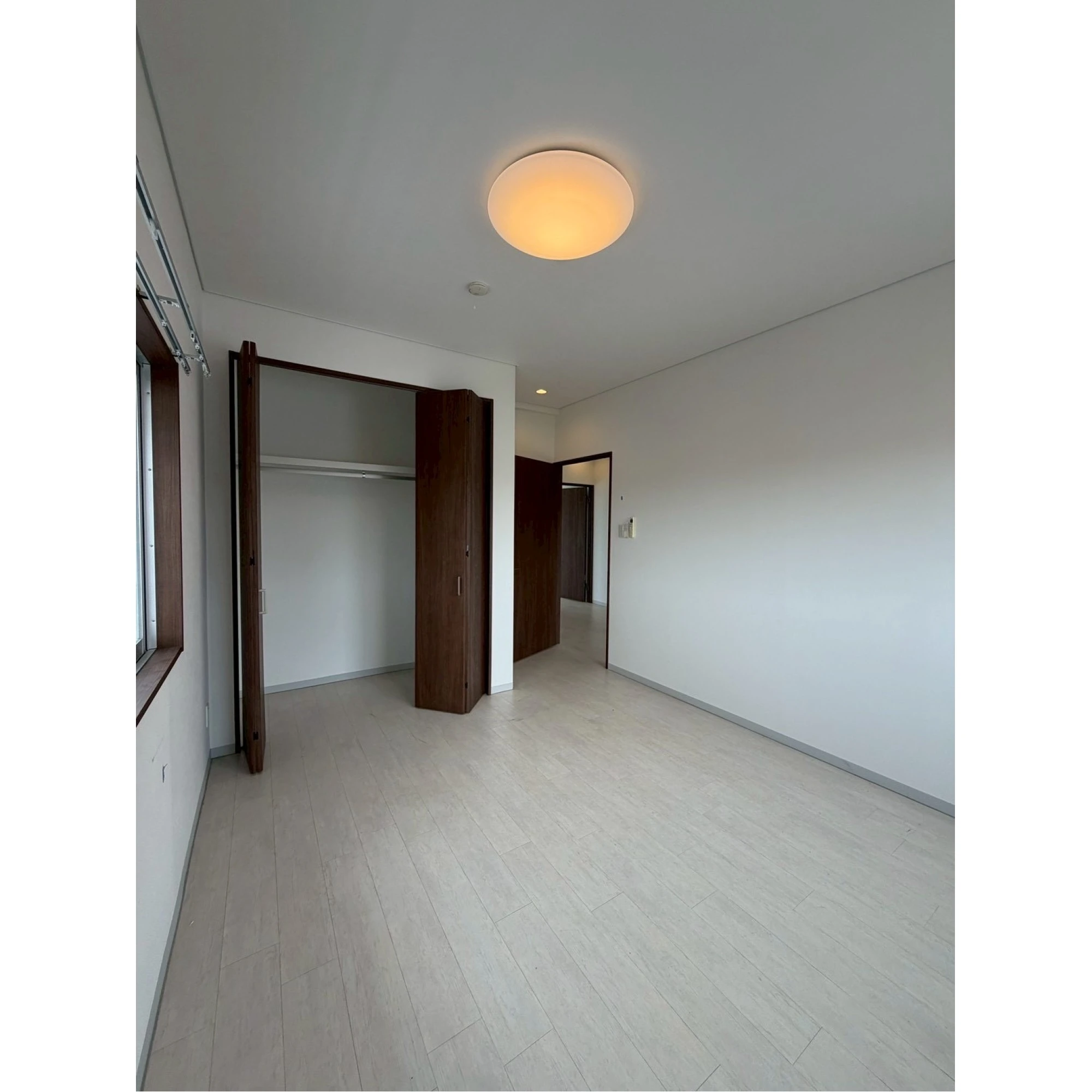 Spacious duplex with garage in Chibana!画像