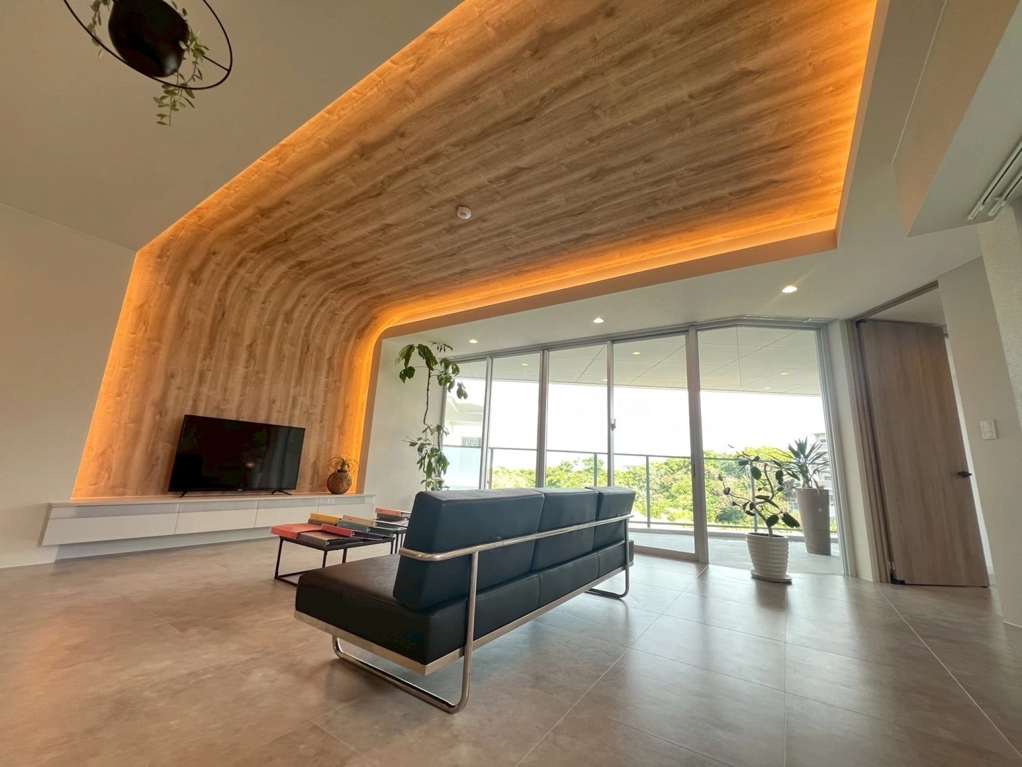 Brandnew apt. in Okinawa City!!!画像