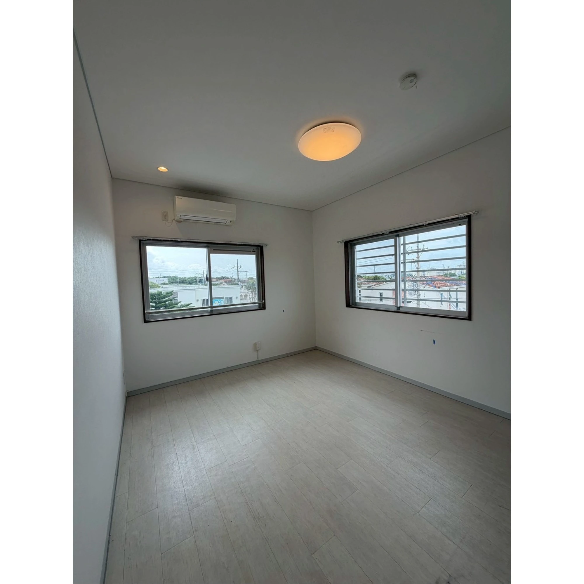Spacious duplex with garage in Chibana!画像
