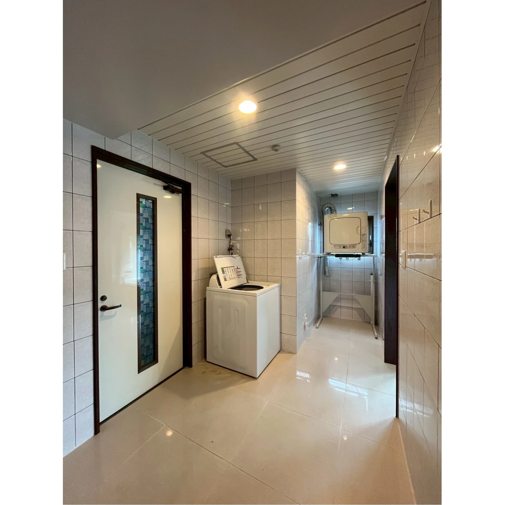 Huge apt. close KAB Gate2!!!画像