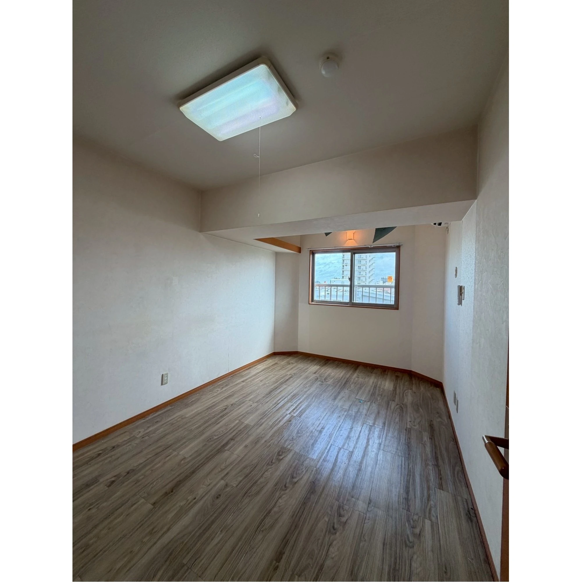 Apt. unit in Chatan available Ocean near by!!!画像