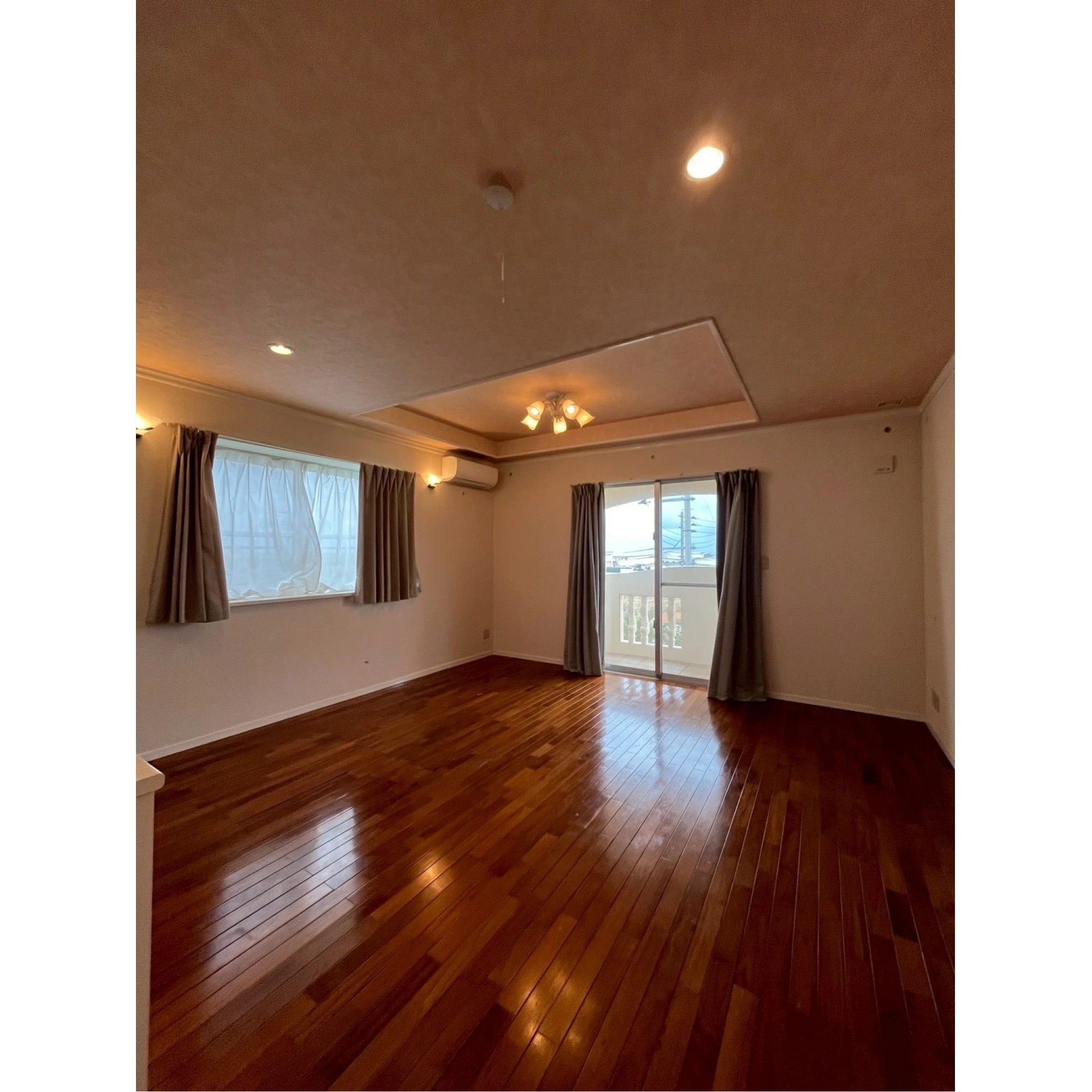 Huge single house in Yomitan is available!!!画像