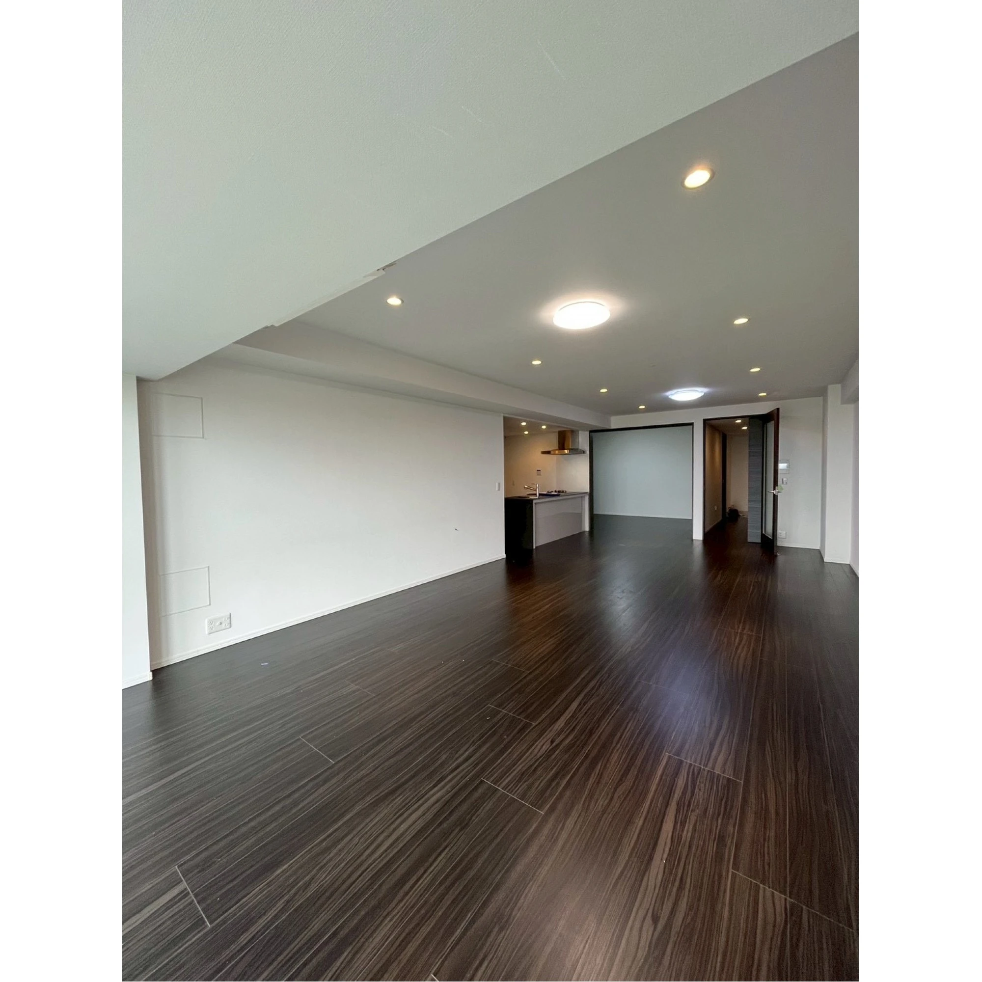 Luxary Condo. with beautiful view is available now!!!画像