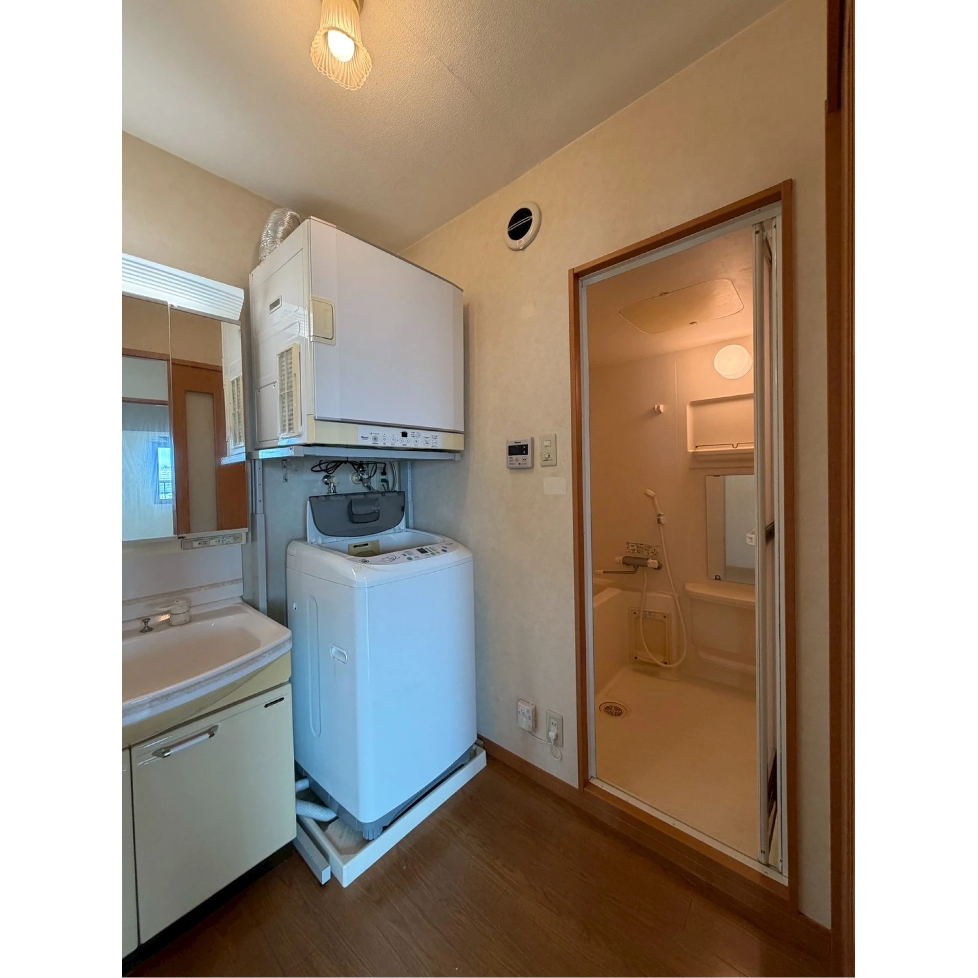 Apt. unit in Chatan available Ocean near by!!!画像