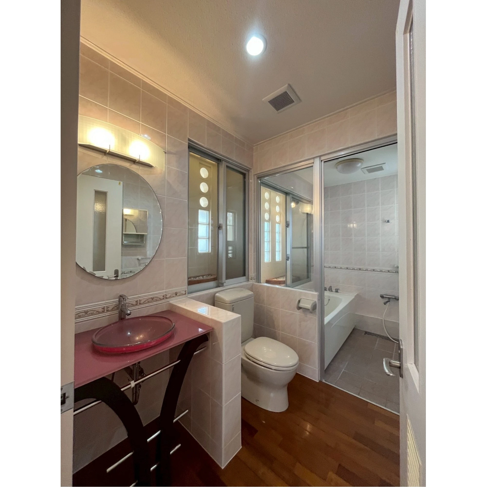 Huge single house in Yomitan is available!!!画像