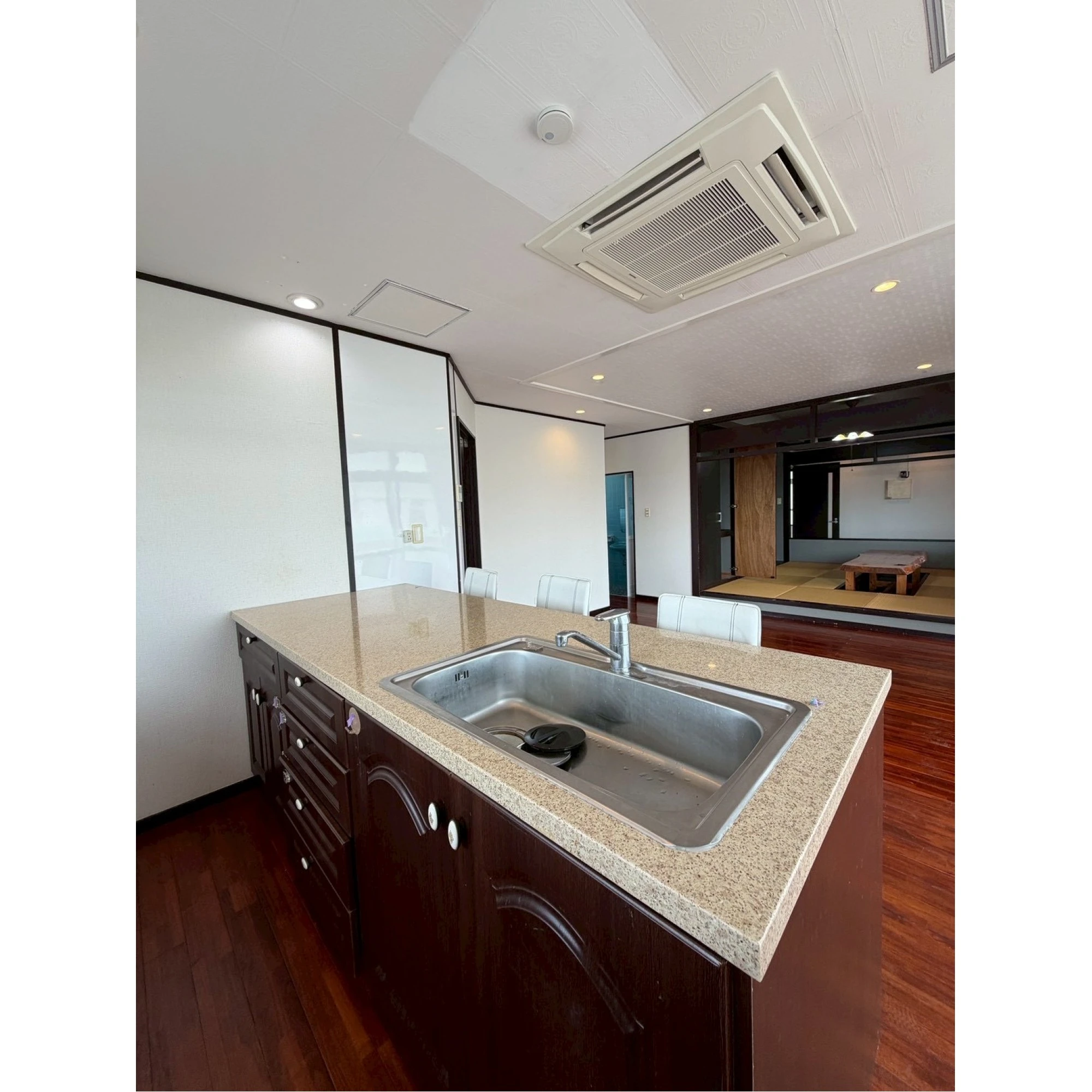 Japanese style property close to Awase Harbor画像