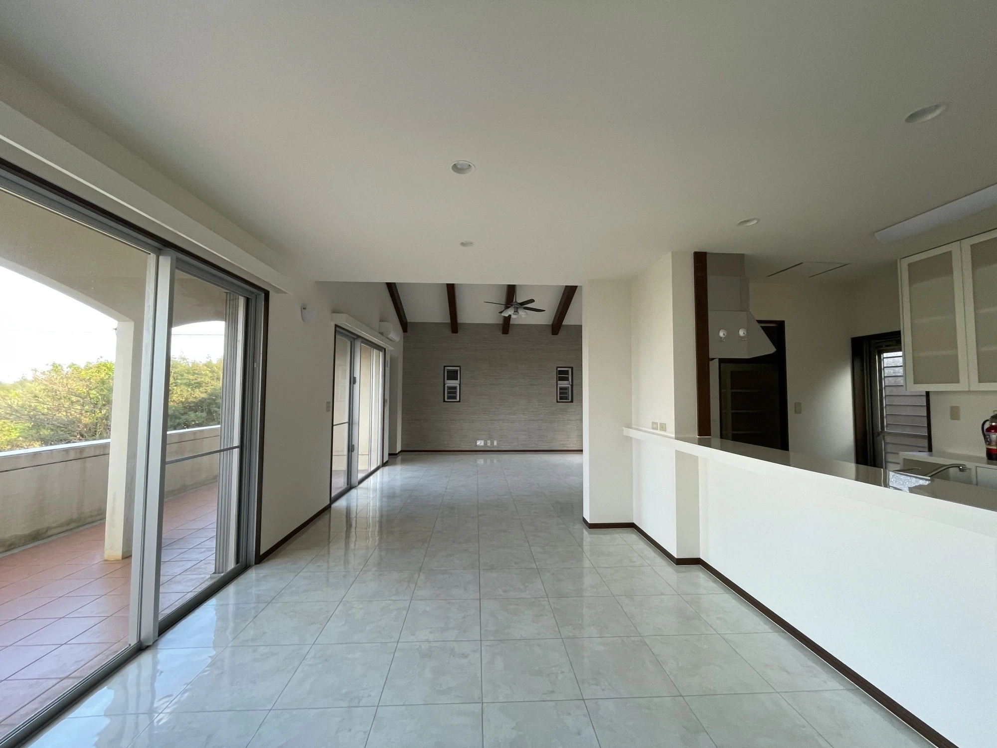 Beautiful single house in Maeda Onna area is available NOW!!!画像