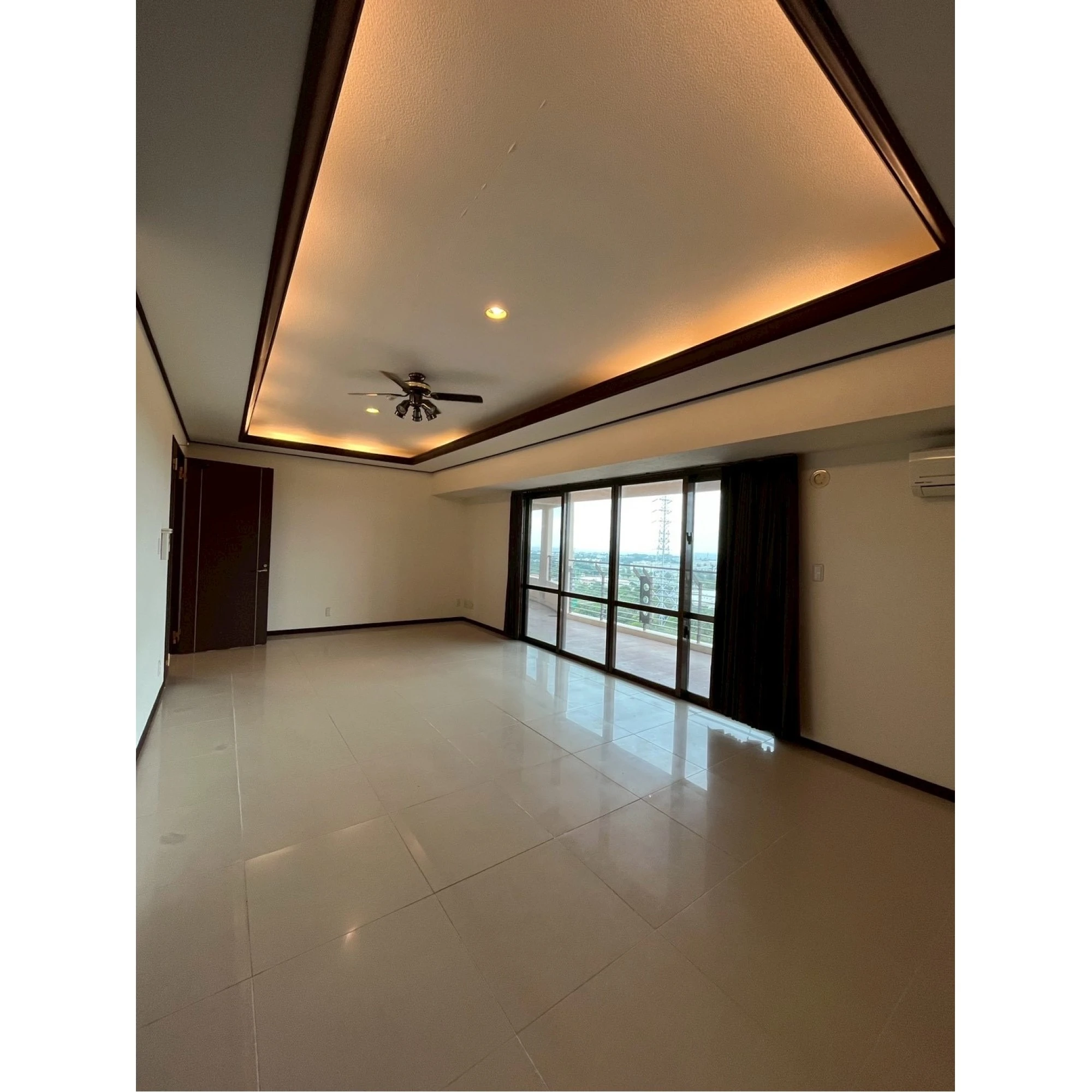 Huge apt. close KAB Gate2!!!画像