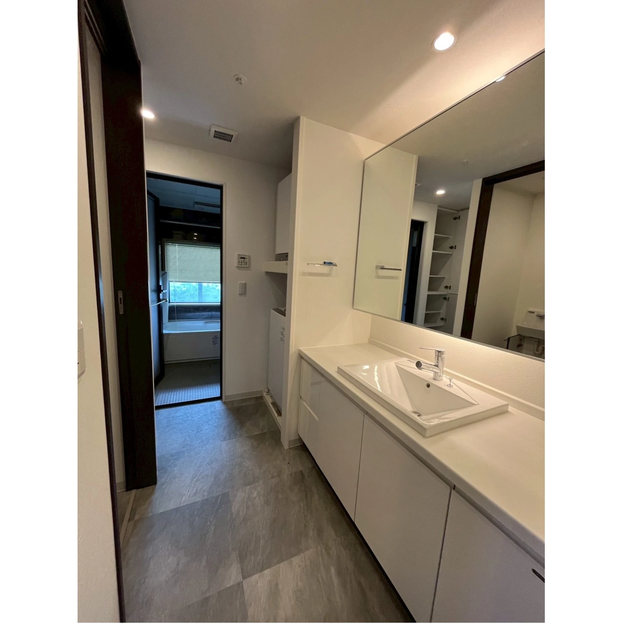 Luxary Condo. with beautiful view is available now!!!画像