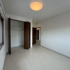 Spacious duplex with garage in Chibana!画像サムネイル