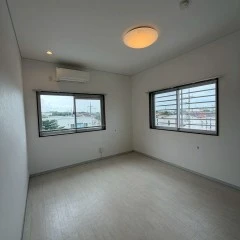Spacious duplex with garage in Chibana!画像サムネイル