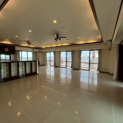 Huge apt. close KAB Gate2!!!画像サムネイル